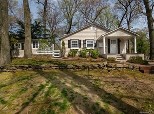 16 Ledge Rd, Norwalk, CT 06853