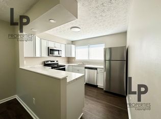 2825 Snow Rd #C, Lexington, KY 40517