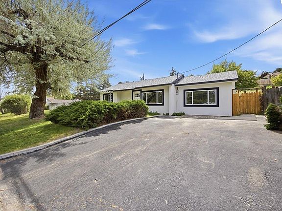 3rd image of 4379 Ironton Dr