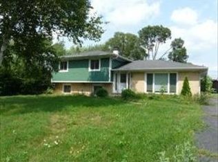 67 Rolling Ridge Ln, Lindenhurst, IL 60046