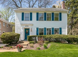 434 S Park Rd, La Grange, IL 60525