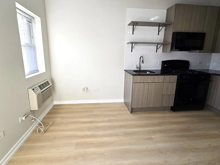5051 N Kenmore Ave — Photo 36