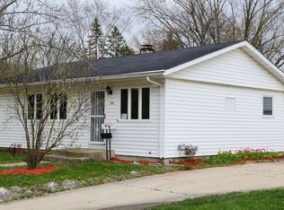 355 Joris Ave, Waukesha, WI 53188