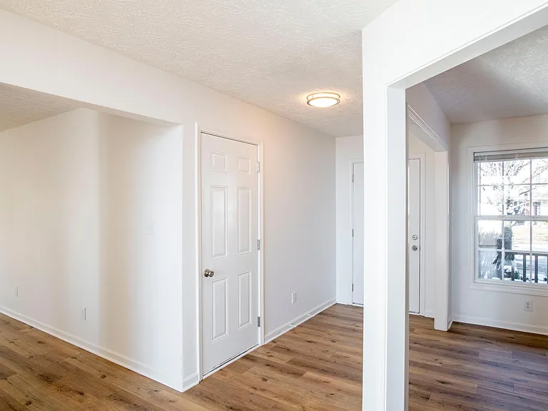 917 Winding Oak Trl — Photo 16