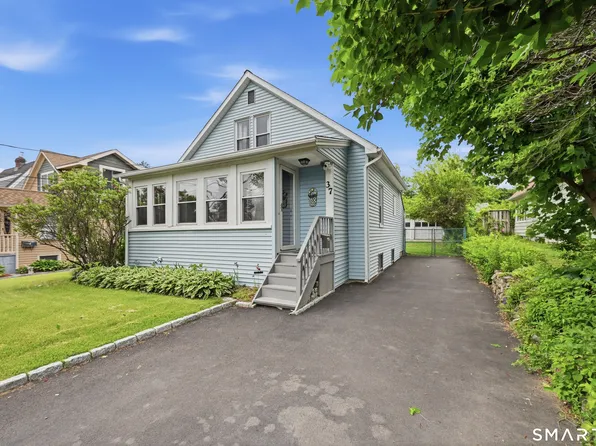37 Fleetwood Avenue, Bethel, CT 06801