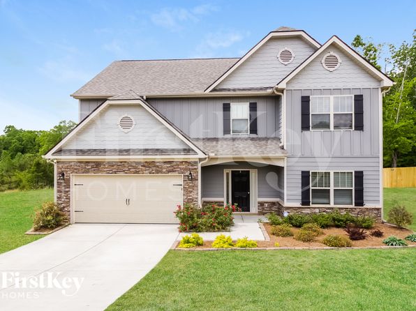 38 Foothills Pkwy NE