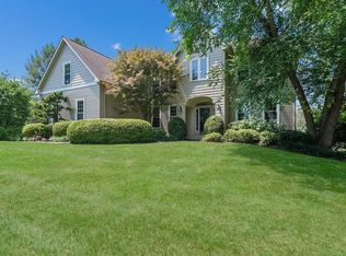 33 N Iroquois Ln, Chester Springs, PA 19425