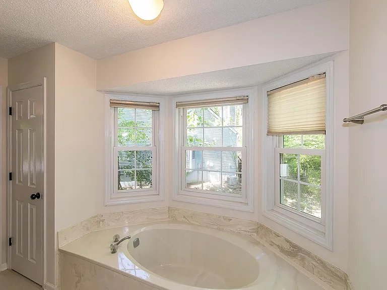 5057 Laurel Springs Way SE — Photo 6