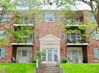 1110 Chatham Park #A, Scott Twp, PA