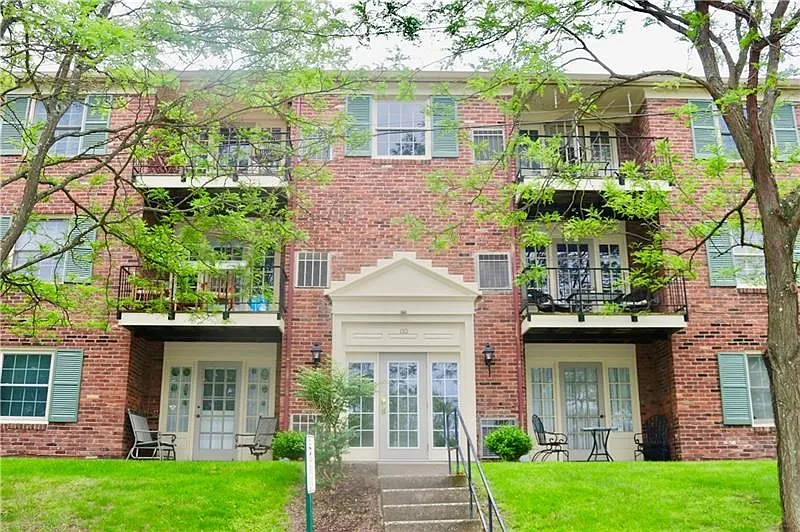 1110 Chatham Park #A photo 1