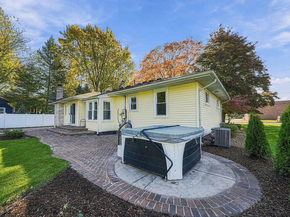 29210 Terrence St, photo 27
