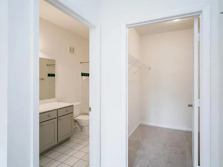 4408 Amethyst Ct #1D — Photo 18
