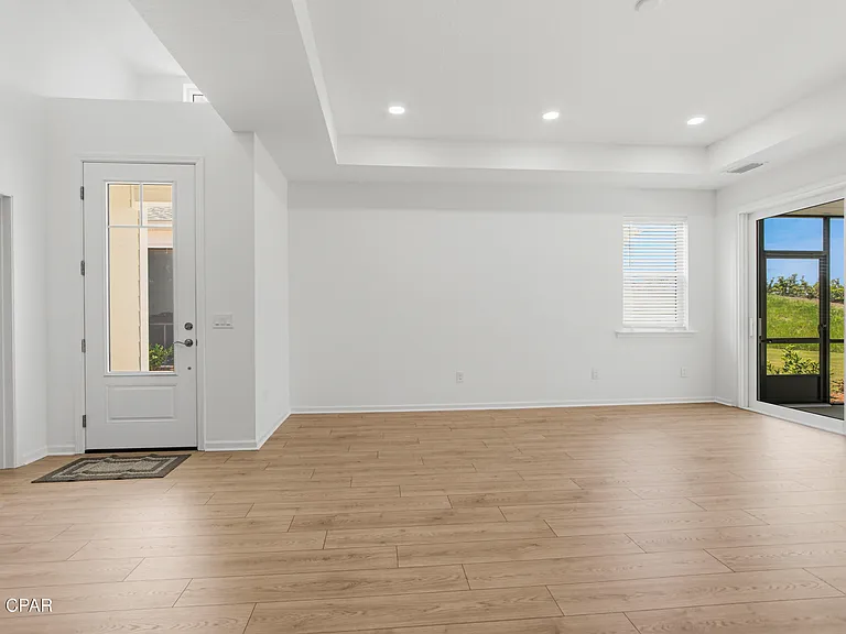 9334 Daydream Dr — Photo 5