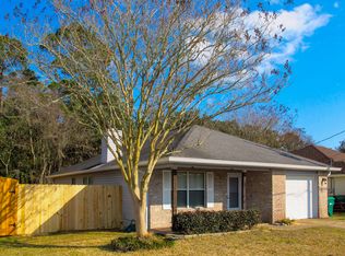 78 Stowe Rd, Mary Esther, FL 32569