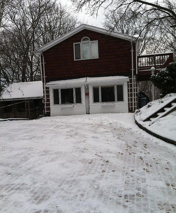 private driveway/off street parking