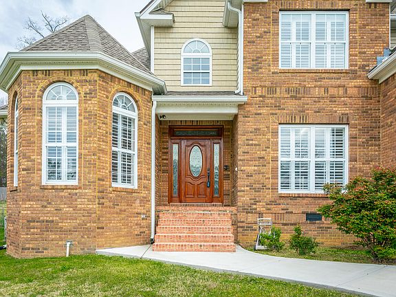 4th image of 2336 Sargent Daly Dr