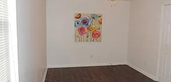 3rd image of 100 Barnesdale Dr