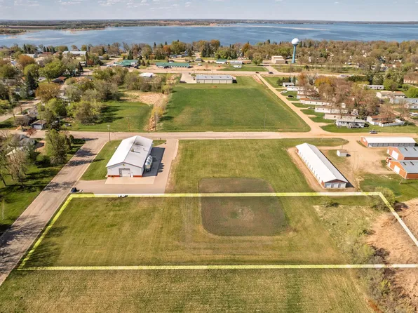 501 3rd Ave E, Osakis, MN 56360
