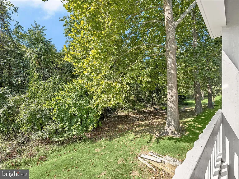 8375 Montgomery Run Rd #F — Photo 36