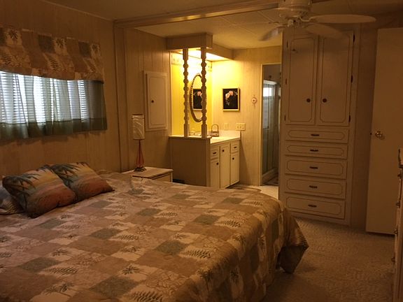 4th image of 160 Orange Blossom Ln