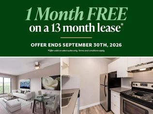 Glengrove Manor, Calgary, AB T3E 6T1