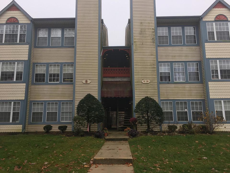 1st image of 92 Trotters Ln #804