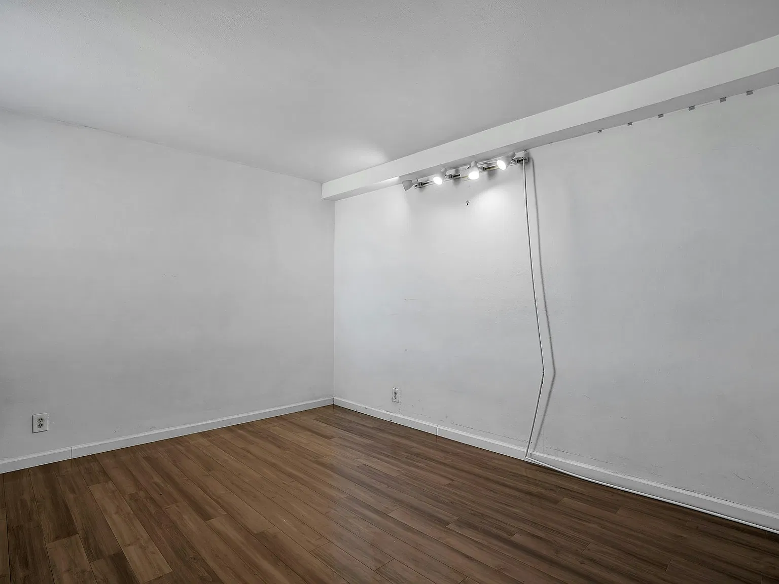 1 bed, $2,500 — Photo 3