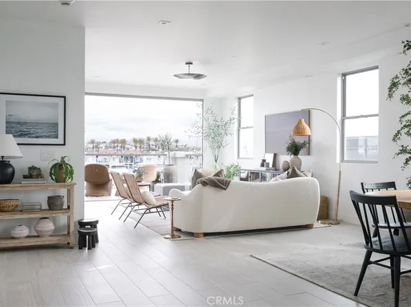 2230 Newport Blvd Suite 301, Newport Beach, CA 92663