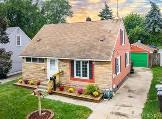 2541 Noel Ave SW, Wyoming, MI