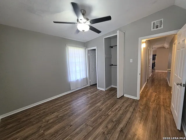 710 Karen Ln — Photo 8