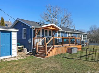42759 N Park Ave, Antioch, IL 60002