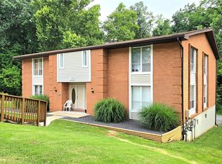 2752 Blackforest Dr APT D, Saint Louis, MO 63129