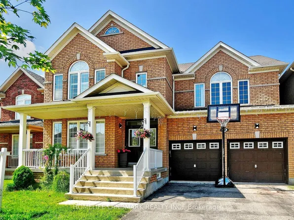 18 Halldorson Ave, Aurora, ON L4G 7Z2