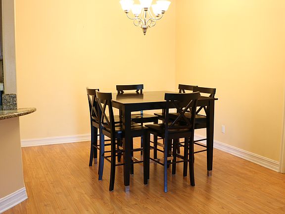 3rd image of 14343 Burbank Blvd APT 201
