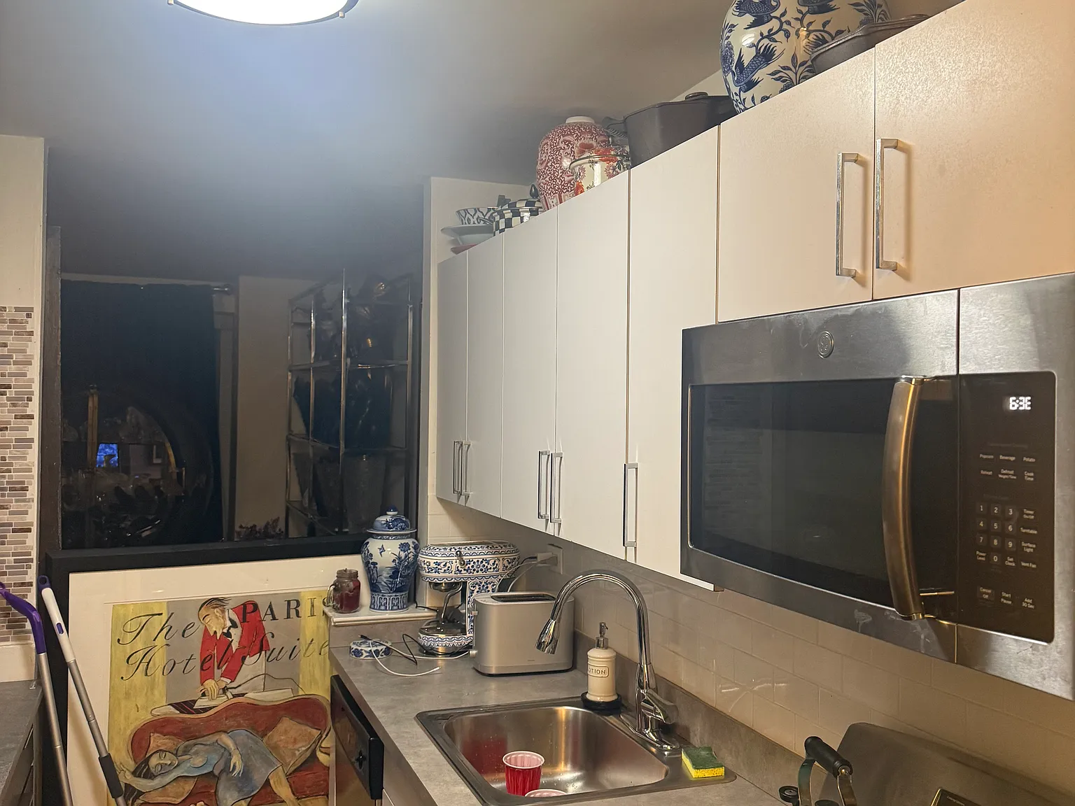 2 bed, 1000 sqft, $7,000 — Photo 4