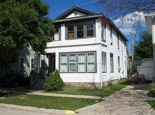 105 S Academy St, Janesville, WI 53548
