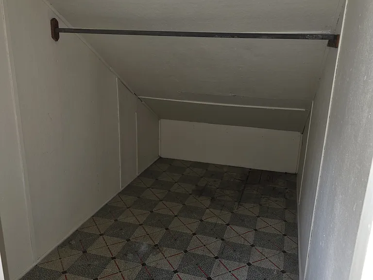 Stotter — Photo 1