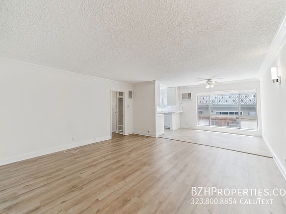 5th image of 7540 1/2 Hampton Ave #105