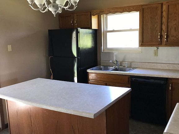 5th image of 437 Coile Rd