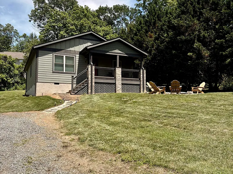5 City View Dr — Photo 1