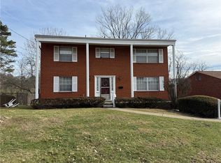 348 Fielding Dr, Pittsburgh, PA 15235