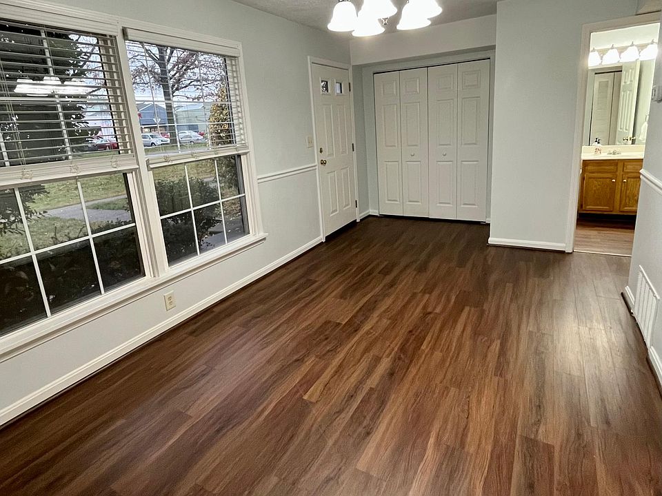 Dining room and half bath