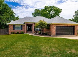 2700 Drexelwood Dr, Springdale, AR 72762