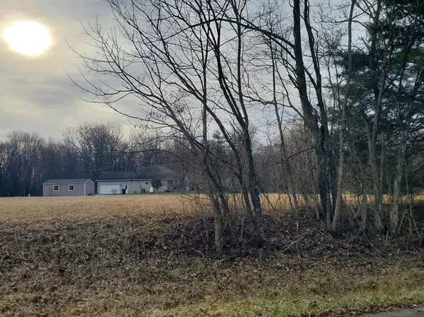 898 Running Bear Dr, Sardinia, OH 45171
