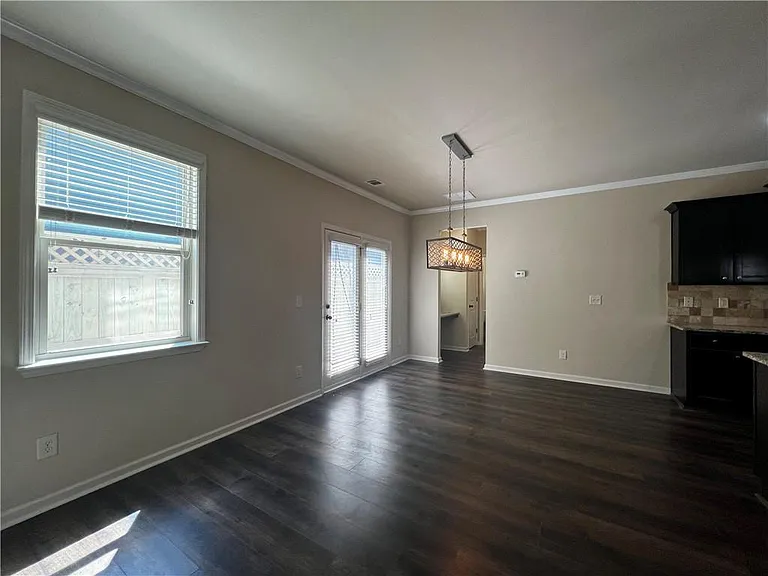 750 Village Field Ct — Photo 7