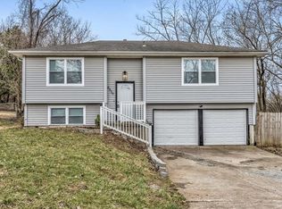 8529 E 59th St, Kansas City, MO 64129