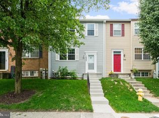 7820 Titan Ct, Pasadena, MD 21122