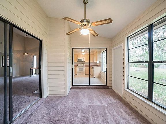 5th image of 565 Darby Way