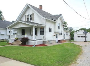 312 E 5th St, Solon, IA 52333
