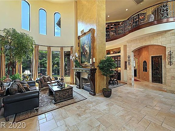 4th image of 9 Park Meadow Ct